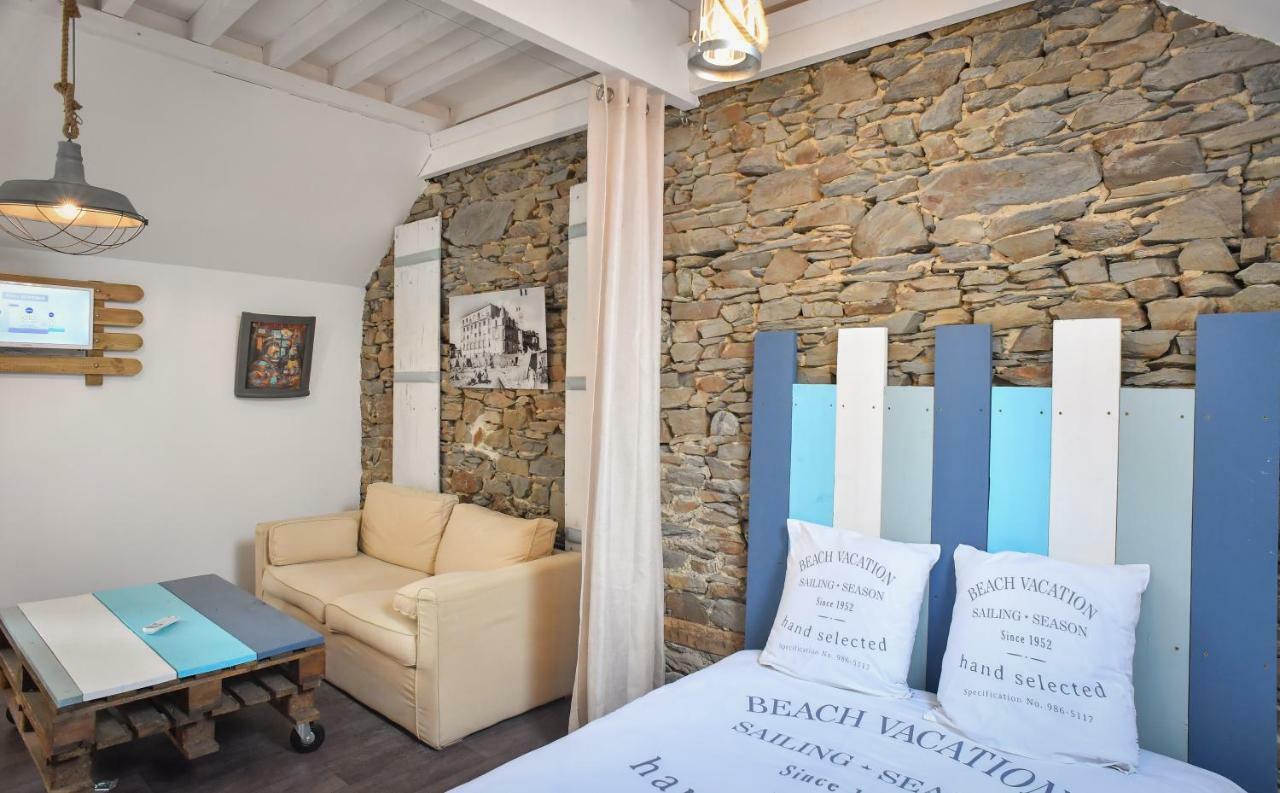 Hostal Domaine De La Palombe Villiers-Fossard Exterior foto